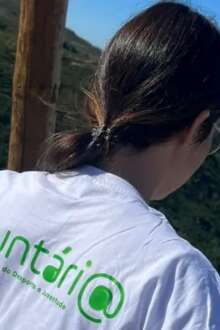 Voluntário na floresta